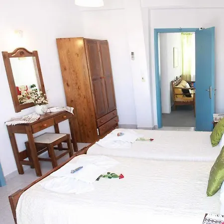 Pensión Asteras Antiparos ciudad