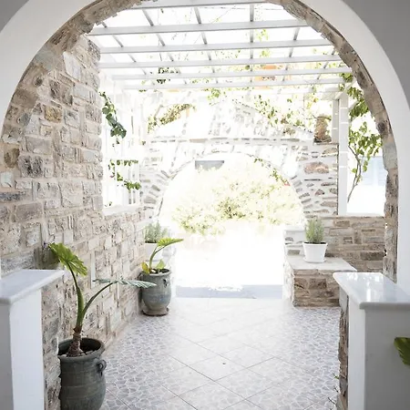 Asteras Pensionat Antiparos Town
