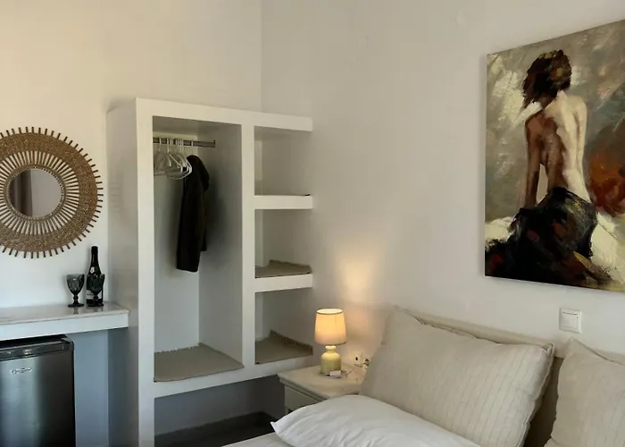 Asteras Antiparos Town